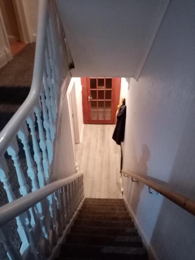 East Belfast Rooms Available Long Or Short Term Accommodation Oda fotoğraf